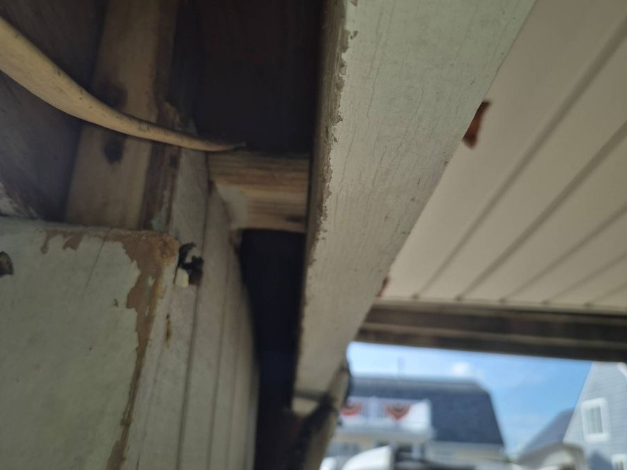 Eave gap in Ocean City: Found